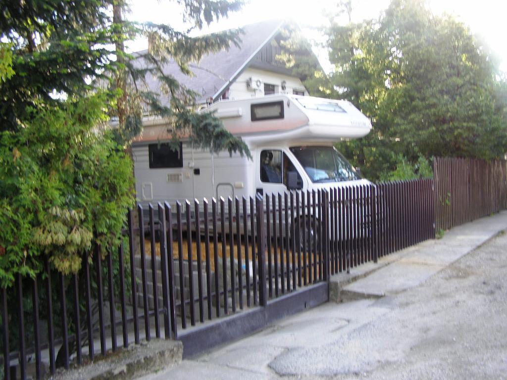 Budakeszi Maganszallas 部屋 写真